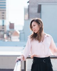 Back to classics: high waist trousers and satin blouse